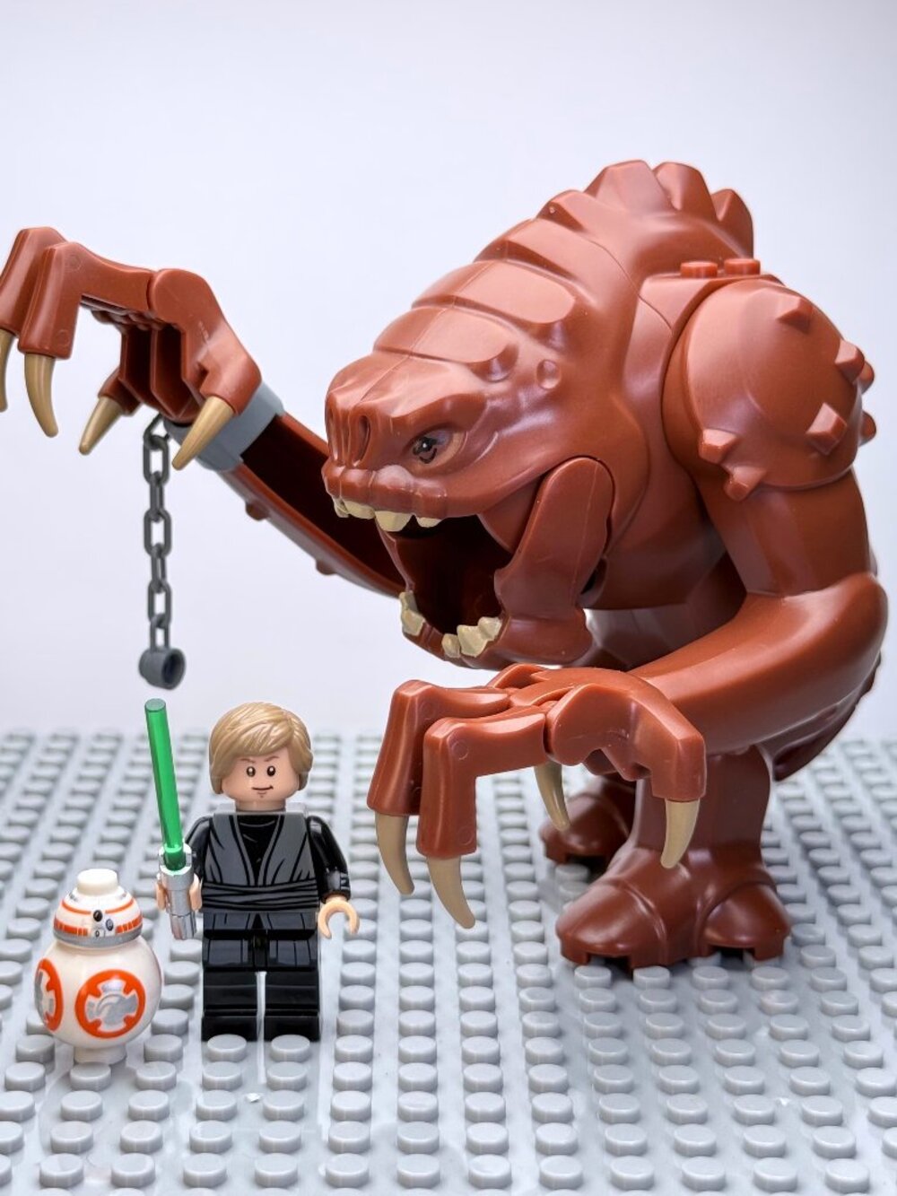 Star Wars Rancor & Luke Custom Minifigures Lot of 2